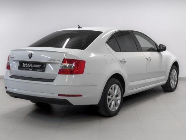 Skoda Octavia III (A7) Рестайлинг с пробегом 2018 года, цена 1 775 000 рублей, 108699 км, лифтбек, Автокод Объявления