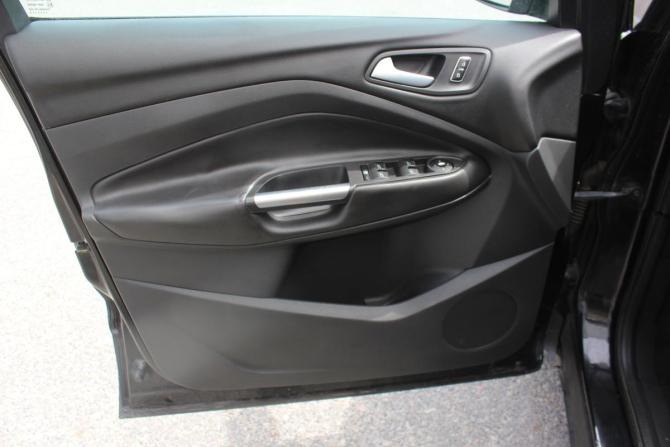 Ford Kuga II с пробегом 2014 года, цена 1 097 000 рублей, 231590 км, внедорожник, Автокод Объявления