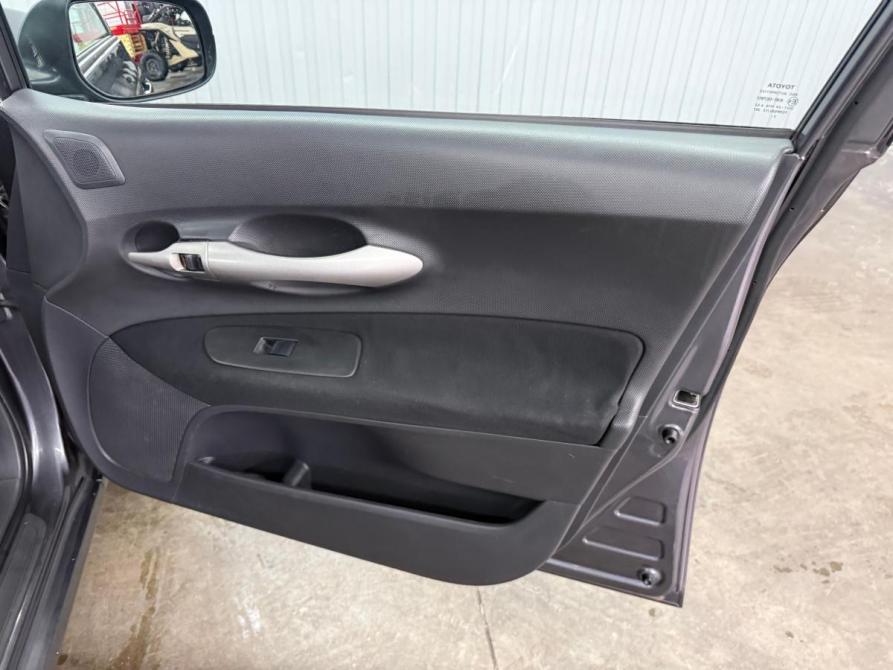 Toyota Auris I Краснодар  - изображение 17