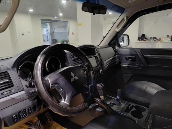 Mitsubishi Pajero IV Рестайлинг 1 с пробегом 2012 года, цена 1 575 000 рублей, 267484 км, внедорожник, Автокод Объявления