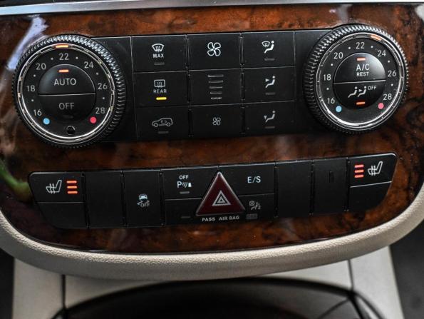 Mercedes-Benz R-Класс I Рестайлинг 2 с пробегом 2012 года, цена 1 384 000 рублей, 235000 км, минивэн, Автокод Объявления