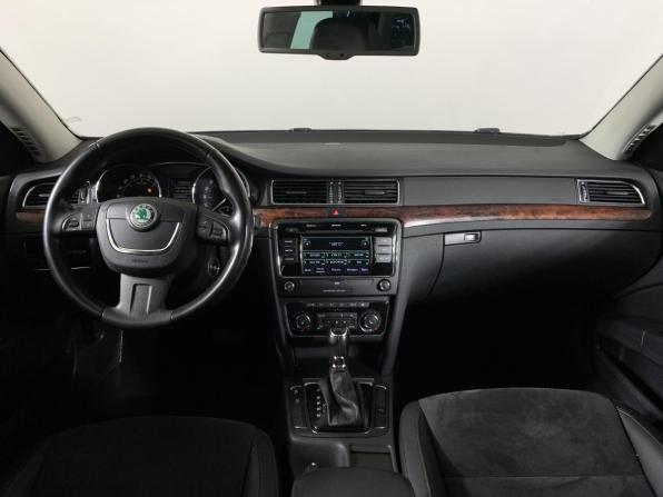 Skoda Superb II с пробегом 2013 года, цена 1 038 000 рублей, 273959 км, лифтбек, Автокод Объявления