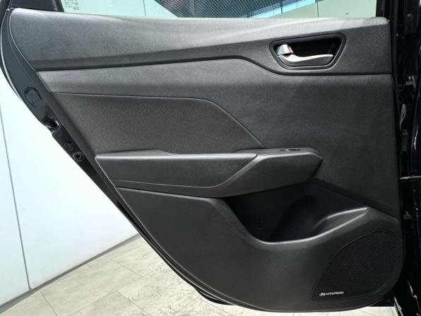 Hyundai Solaris II с пробегом 2019 года, цена 1 260 000 рублей, 162664 км, седан, Автокод Объявления