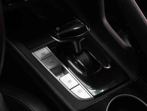 Hyundai Elantra VII (CN7) с пробегом 2020 года, цена 2 049 000 рублей, 65198 км, седан, Автокод Объявления