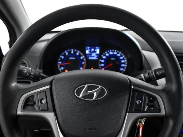 Hyundai Solaris I Рестайлинг с пробегом 2014 года, цена 655 000 рублей, 235063 км, седан, Автокод Объявления