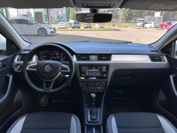 Skoda Rapid I с пробегом 2016 года, цена 1 070 000 рублей, 171650 км, лифтбек, Автокод Объявления