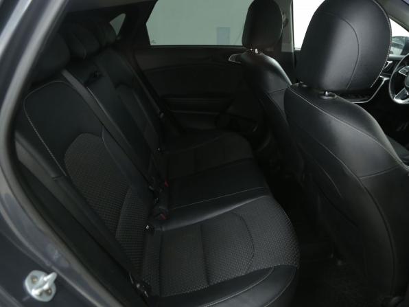Kia Ceed III с пробегом 2019 года, цена 1 565 000 рублей, 100168 км, хэтчбек, Автокод Объявления