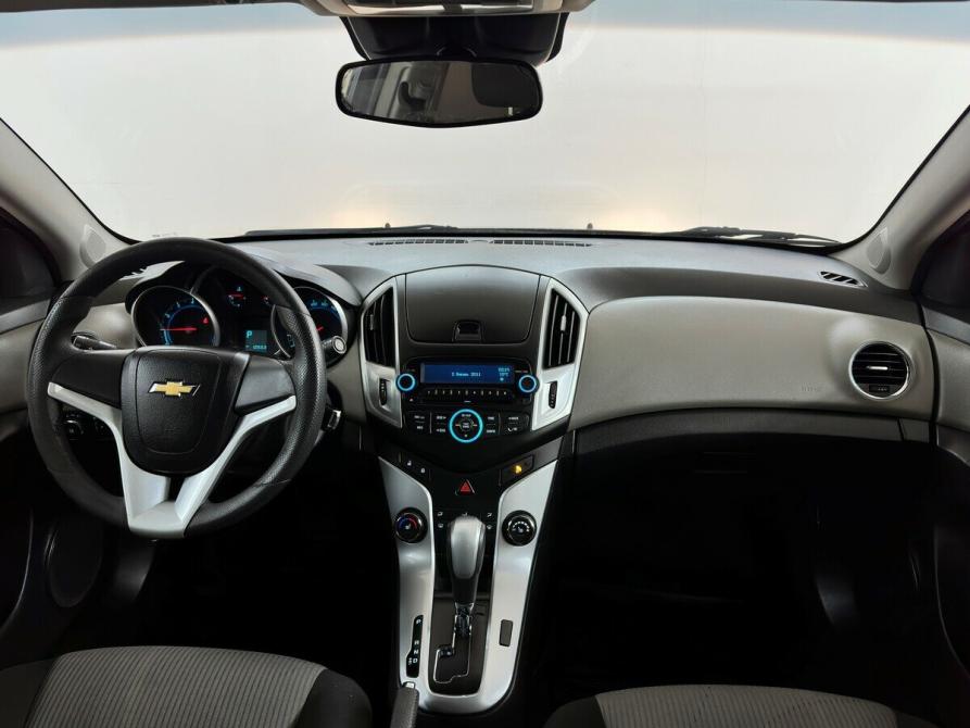 Chevrolet Cruze I Рестайлинг Москва  - изображение 5