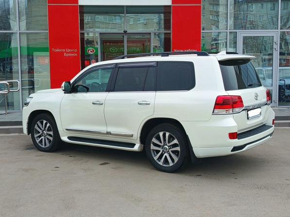 Toyota Land Cruiser 200 Series Рестайлинг 2 с пробегом 2016 года, цена 5 515 000 рублей, 180120 км, внедорожник, Автокод Объявления