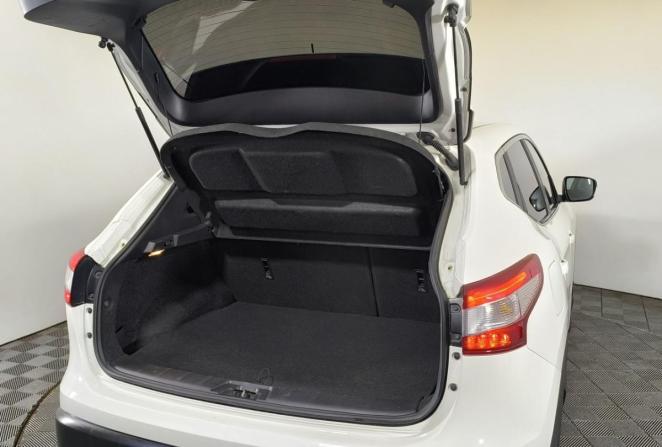 Nissan Qashqai II с пробегом 2015 года, цена 1 450 000 рублей, 189536 км, внедорожник, Автокод Объявления
