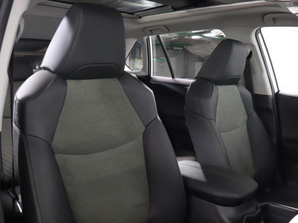 Toyota RAV4 V (XA50) с пробегом 2025 года, цена 4 250 000 рублей, 2109 км, внедорожник, Автокод Объявления