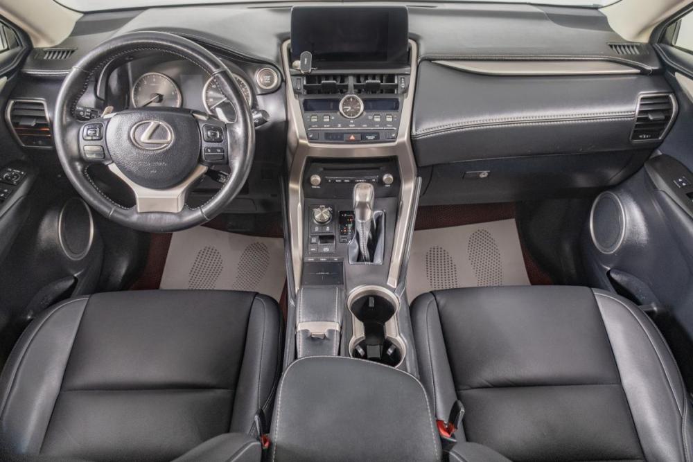 Lexus NX I Рестайлинг Томск  - изображение 11
