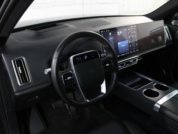 Li Auto (Lixiang) L9 I с пробегом 2023 года, цена 6 400 000 рублей, 56000 км, внедорожник, Автокод Объявления
