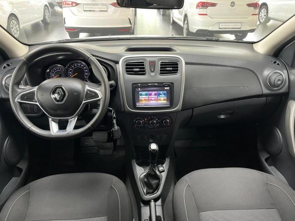 Renault Logan II Рестайлинг с пробегом 2020 года, цена 1 098 000 рублей, 125900 км, седан, Автокод Объявления