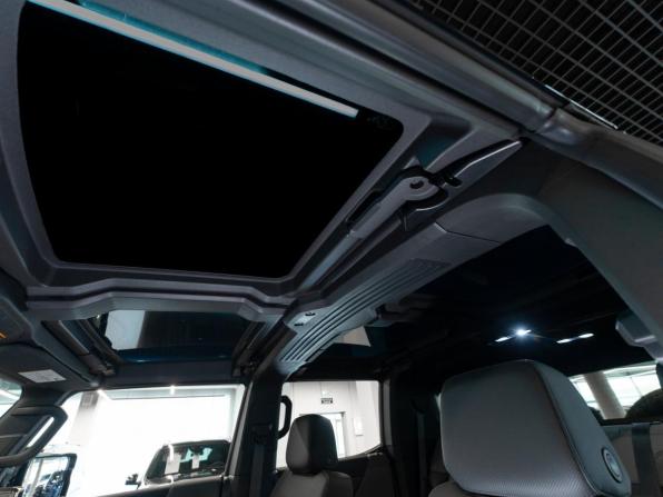 GMC Hummer EV с пробегом 2024 года, цена 18 900 000 рублей, 11 км, внедорожник, Автокод Объявления