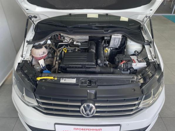 Volkswagen Polo V Рестайлинг с пробегом 2019 года, цена 1 289 000 рублей, 101779 км, седан, Автокод Объявления