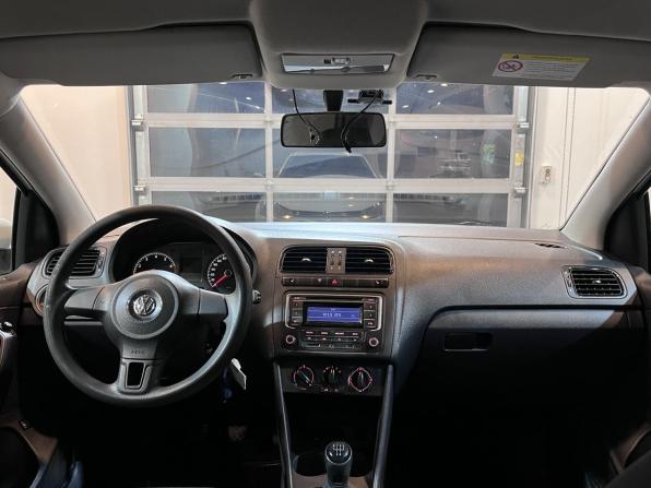 Volkswagen Polo V с пробегом 2014 года, цена 700 000 рублей, 232182 км, седан, Автокод Объявления