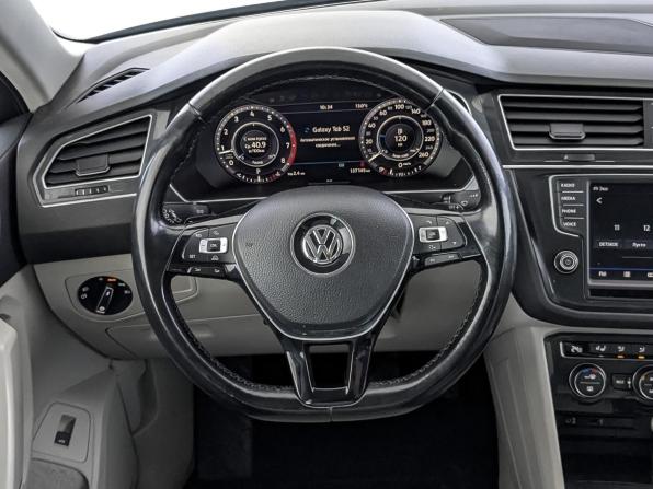 Volkswagen Tiguan II с пробегом 2017 года, цена 2 400 000 рублей, 137141 км, внедорожник, Автокод Объявления