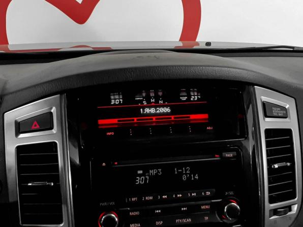 Mitsubishi Pajero IV Рестайлинг 2 с пробегом 2015 года, цена 2 790 000 рублей, 109800 км, внедорожник, Автокод Объявления