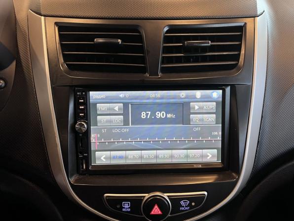 Hyundai Solaris I с пробегом 2014 года, цена 800 000 рублей, 172513 км, седан, Автокод Объявления