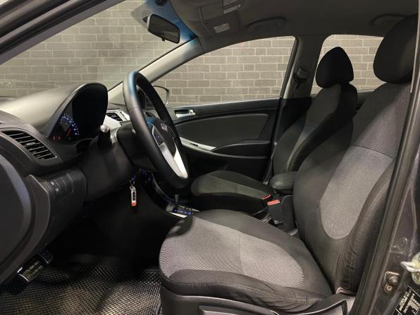 Hyundai Solaris I с пробегом 2012 года, цена 820 000 рублей, 147548 км, седан, Автокод Объявления