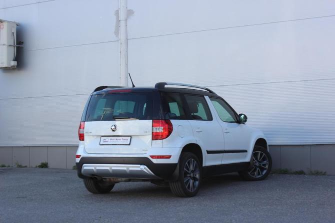 Skoda Yeti I Рестайлинг с пробегом 2016 года, цена 1 187 000 рублей, 186341 км, внедорожник, Автокод Объявления