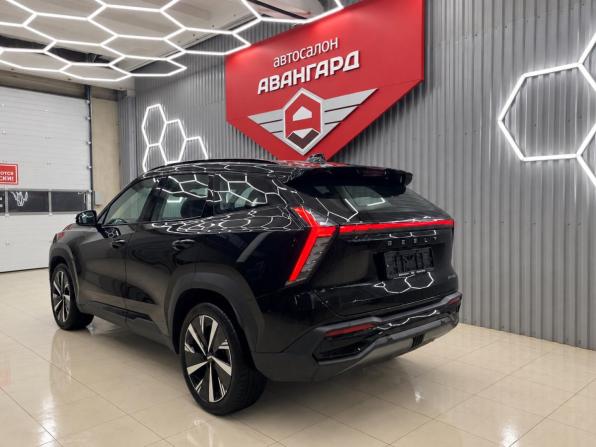 Geely Atlas II с пробегом 2024 года, цена 2 830 000 рублей, 24286 км, внедорожник, Автокод Объявления