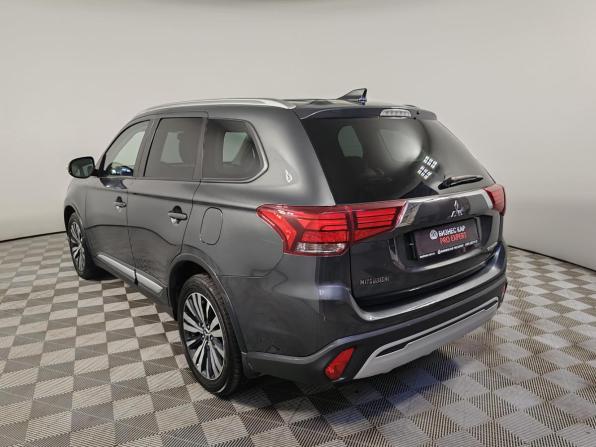 Mitsubishi Outlander III Рестайлинг 3 с пробегом 2019 года, цена 1 599 000 рублей, 258083 км, внедорожник, Автокод Объявления