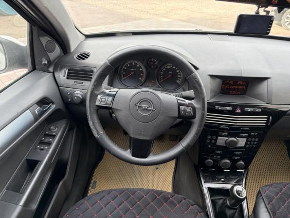 Opel Astra H Рестайлинг с пробегом 2008 года, цена 430 000 рублей, 198000 км, универсал, Автокод Объявления