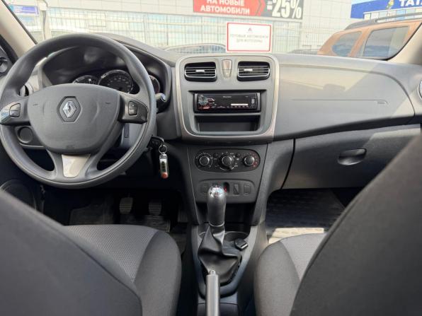 Renault Sandero II с пробегом 2017 года, цена 960 000 рублей, 34800 км, хэтчбек, Автокод Объявления