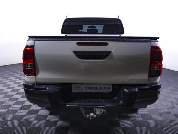 Toyota Hilux VIII с пробегом 2020 года, цена 4 290 000 рублей, 73056 км, offers.body_type.unknown, Автокод Объявления