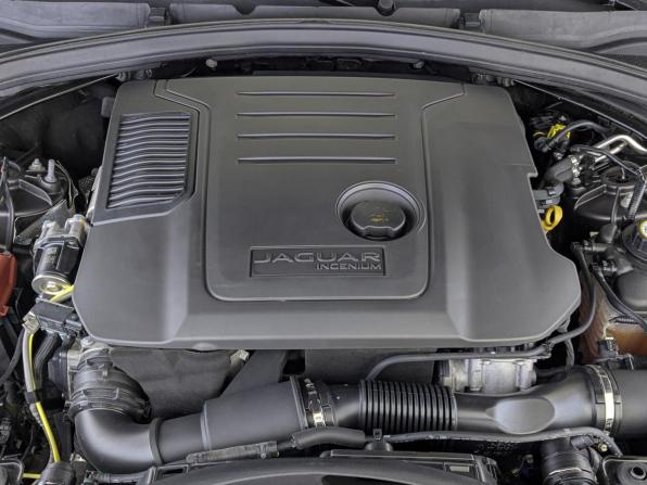 Jaguar F-Pace I Рестайлинг с пробегом 2022 года, цена 5 500 000 рублей, 43762 км, внедорожник, Автокод Объявления
