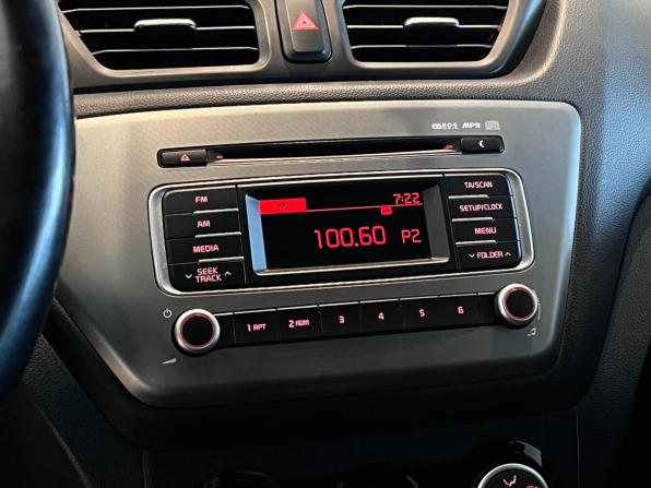 Kia Rio III Рестайлинг с пробегом 2016 года, цена 1 130 000 рублей, 96395 км, хэтчбек, Автокод Объявления