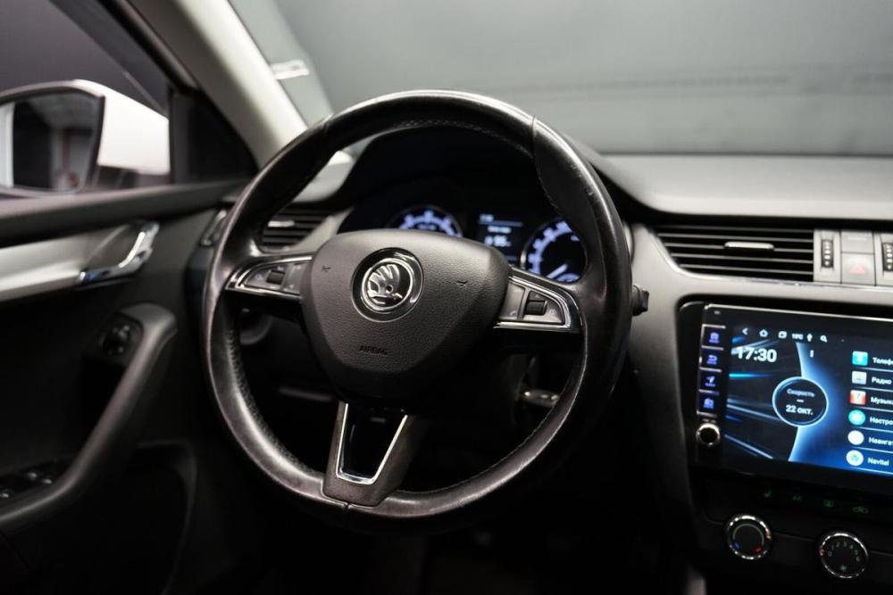Skoda Octavia III (A7) Рестайлинг Крым  - изображение 12