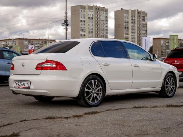 Skoda Superb II с пробегом 2012 года, цена 949 000 рублей, 265300 км, лифтбек, Автокод Объявления