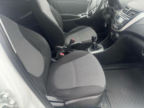 Hyundai Solaris I с пробегом 2012 года, цена 649 900 рублей, 241850 км, седан, Автокод Объявления