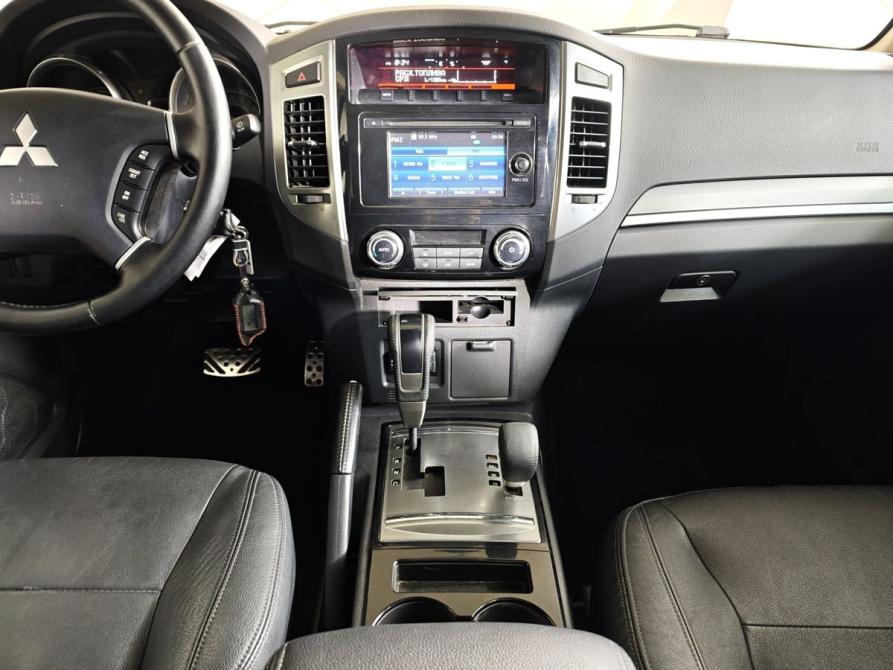 Mitsubishi Pajero IV Рестайлинг 2 Москва  - изображение 14