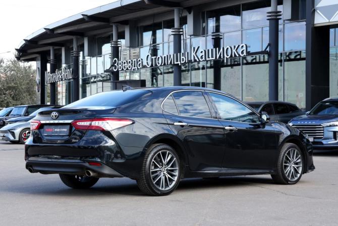 Toyota Camry VIII (XV70) Рестайлинг с пробегом 2022 года, цена 3 100 000 рублей, 109616 км, седан, Автокод Объявления