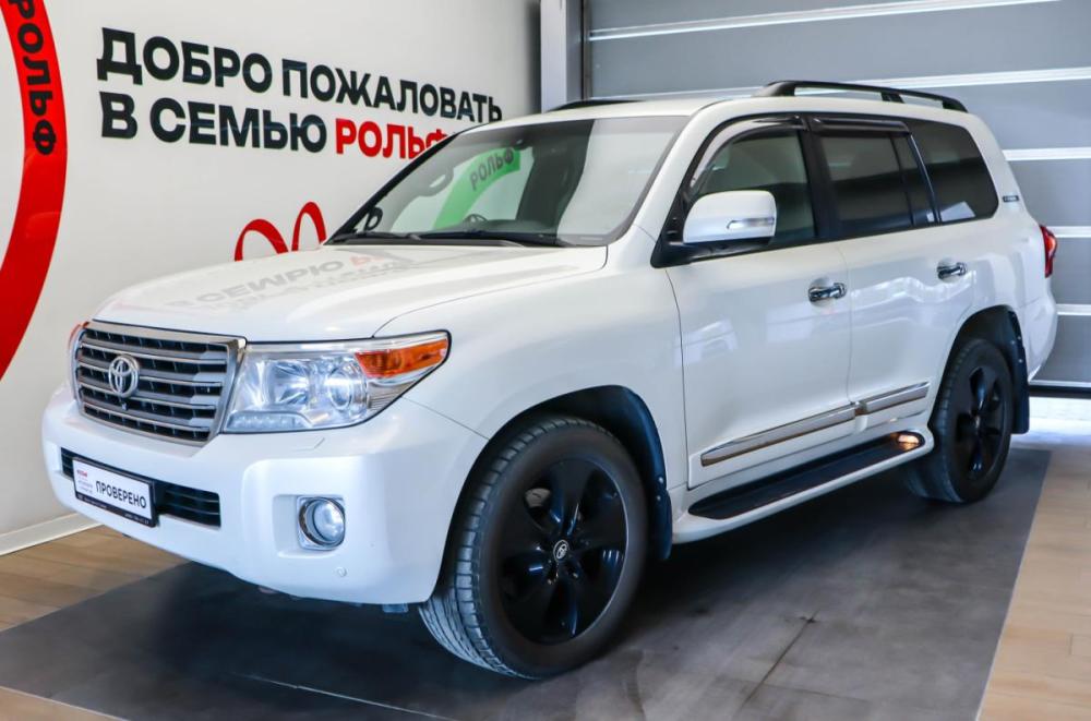 Toyota Land Cruiser 200 Series Рестайлинг 1 Москва  - изображение 1