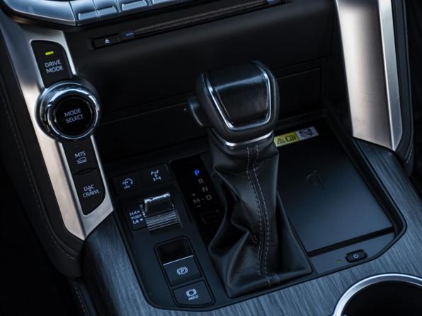 Toyota Land Cruiser 300 Series с пробегом 2023 года, цена 13 598 000 рублей, 18930 км, внедорожник, Автокод Объявления