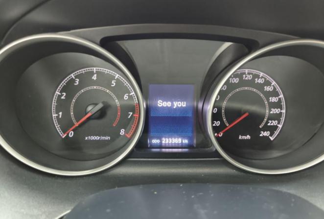 Mitsubishi Outlander II Рестайлинг с пробегом 2010 года, цена 939 000 рублей, 233355 км, внедорожник, Автокод Объявления