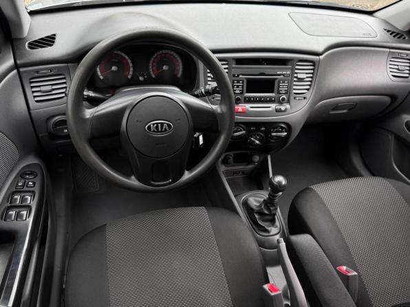 Kia Rio II Рестайлинг с пробегом 2011 года, цена 589 000 рублей, 197492 км, хэтчбек, Автокод Объявления