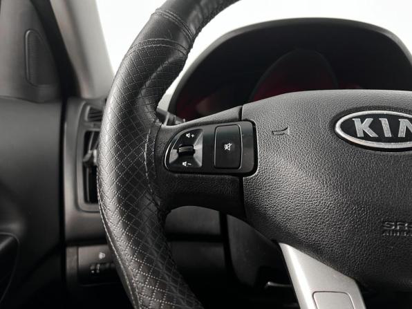 Kia Ceed I Рестайлинг с пробегом 2012 года, цена 689 900 рублей, 208946 км, универсал, Автокод Объявления