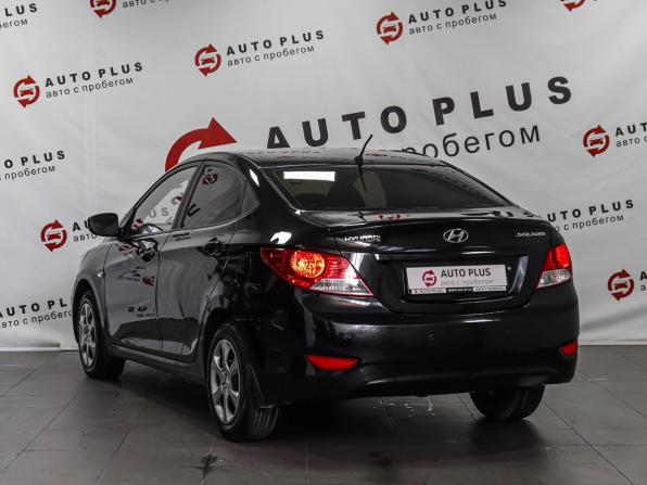 Hyundai Solaris I с пробегом 2011 года, цена 799 000 рублей, 143351 км, седан, Автокод Объявления