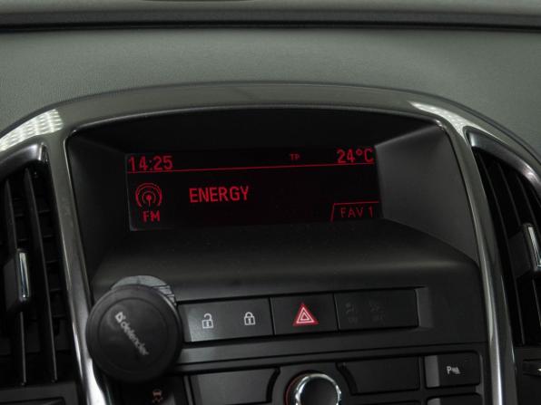 Opel Astra J Рестайлинг с пробегом 2013 года, цена 870 000 рублей, 118000 км, хэтчбек, Автокод Объявления