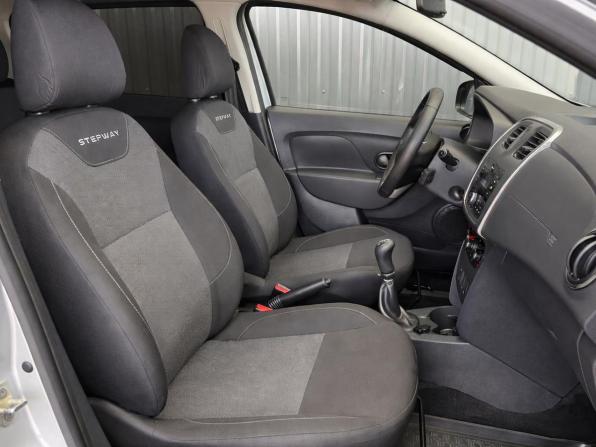 Renault Sandero II Рестайлинг с пробегом 2019 года, цена 1 197 000 рублей, 34434 км, хэтчбек, Автокод Объявления