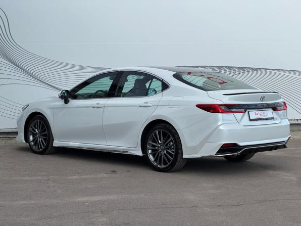Toyota Camry IX (XV80) China Market Рестайлинг с пробегом 2026 года, цена 4 550 000 рублей, 15 км, седан, Автокод Объявления