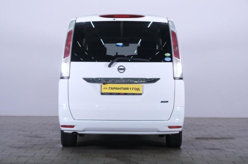 Nissan Serena IV (C26) Омск  - изображение 6