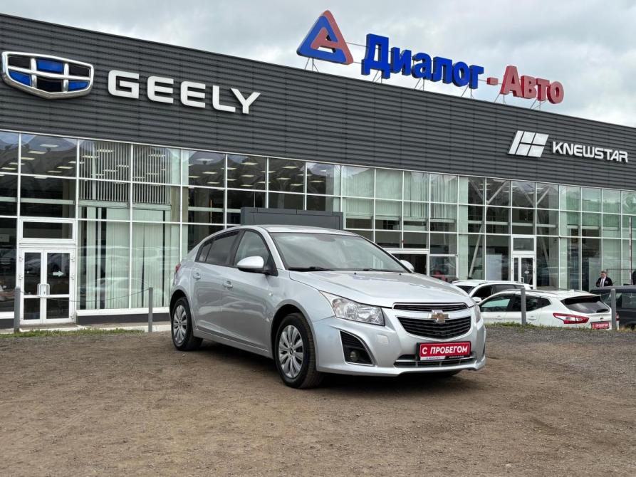 Chevrolet Cruze I Рестайлинг Набережные Челны  - изображение 8