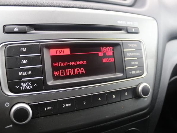Kia Rio III Рестайлинг с пробегом 2016 года, цена 990 000 рублей, 107322 км, хэтчбек, Автокод Объявления